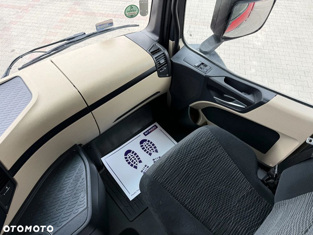 Mercedes-Benz ACTROS 1840 / PRZESTRZENNY 60M3 / 7,75 M / SALON PL - 9