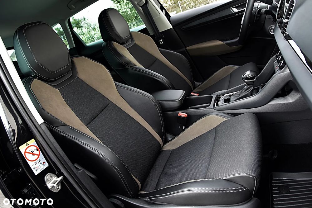 Skoda Karoq 1.5 TSI ACT Selection DSG - 19