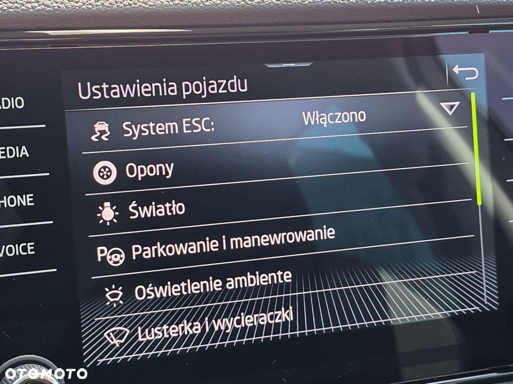 Skoda Karoq 1.5 TSI ACT Ambition DSG - 28