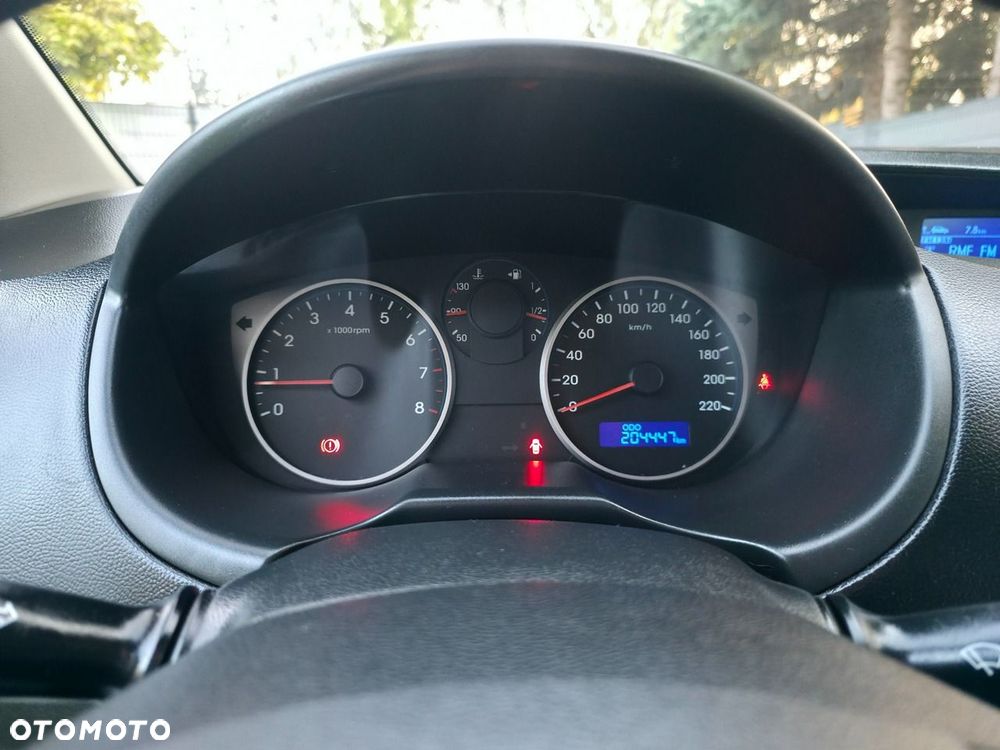 Hyundai i20 - 19