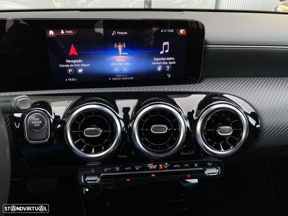 Mercedes-Benz A 250 e Style Plus - 13