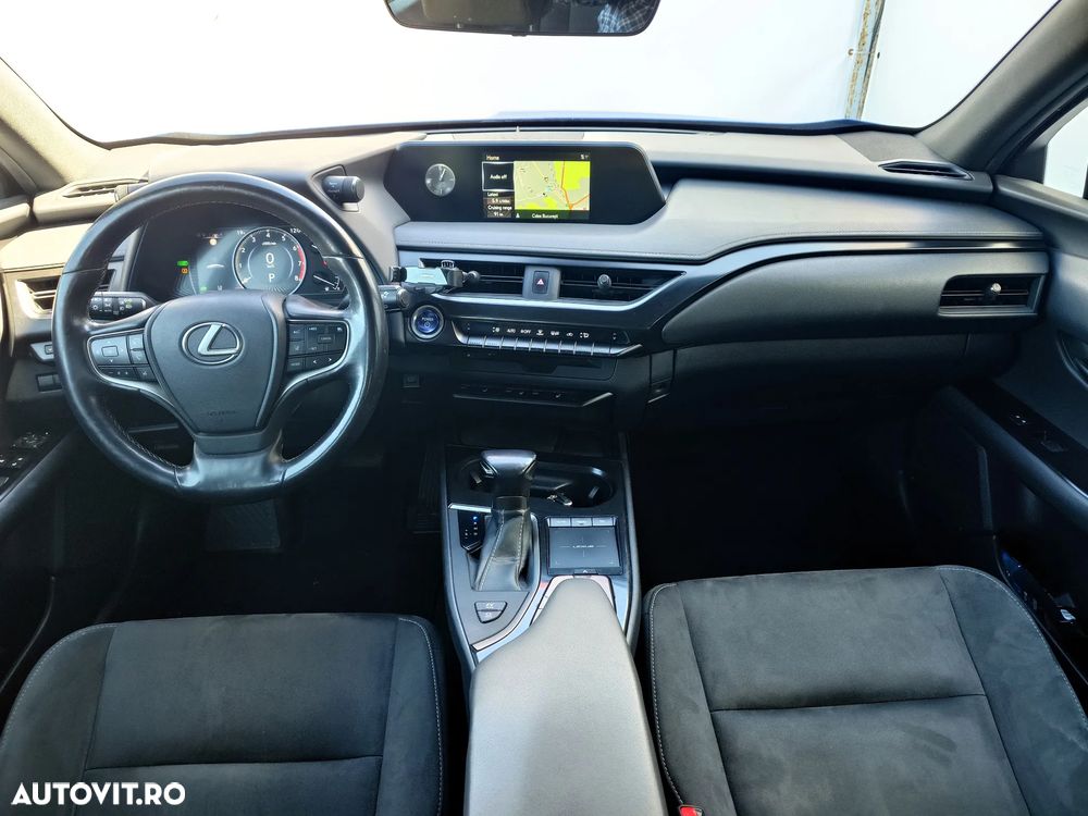 Lexus UX 200 FWD Executive - 10