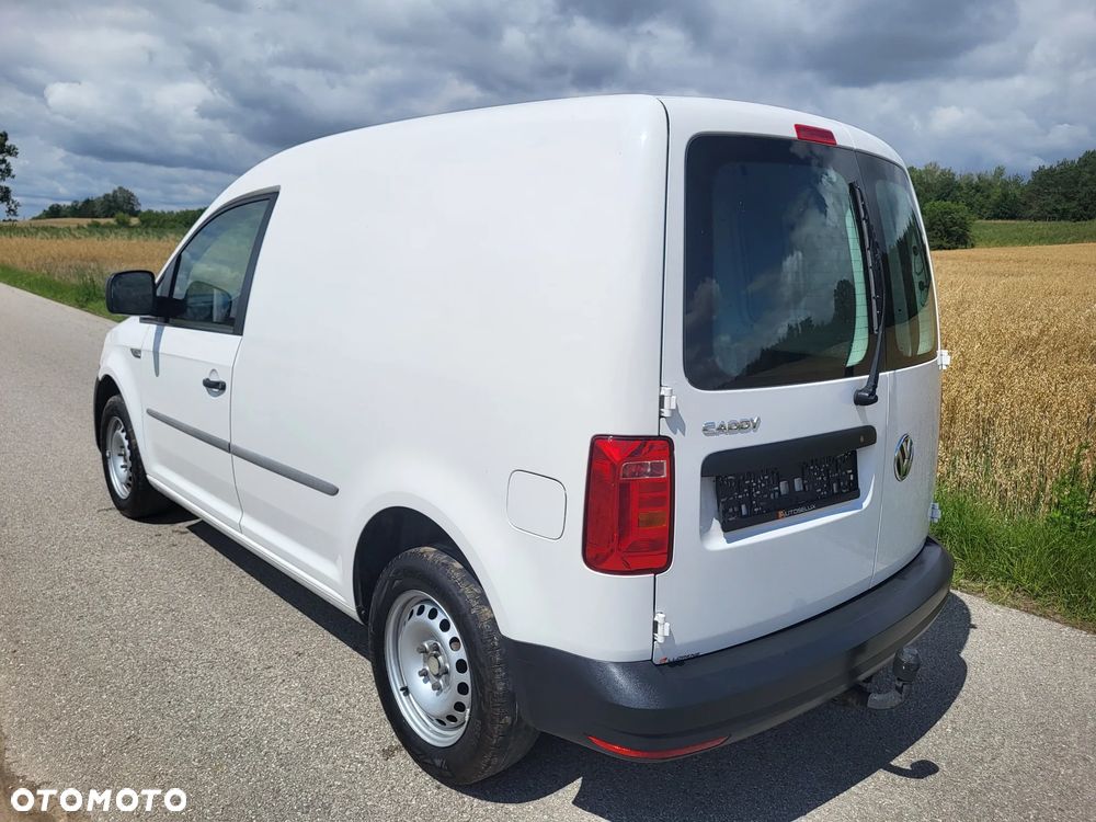 Volkswagen Caddy - 5