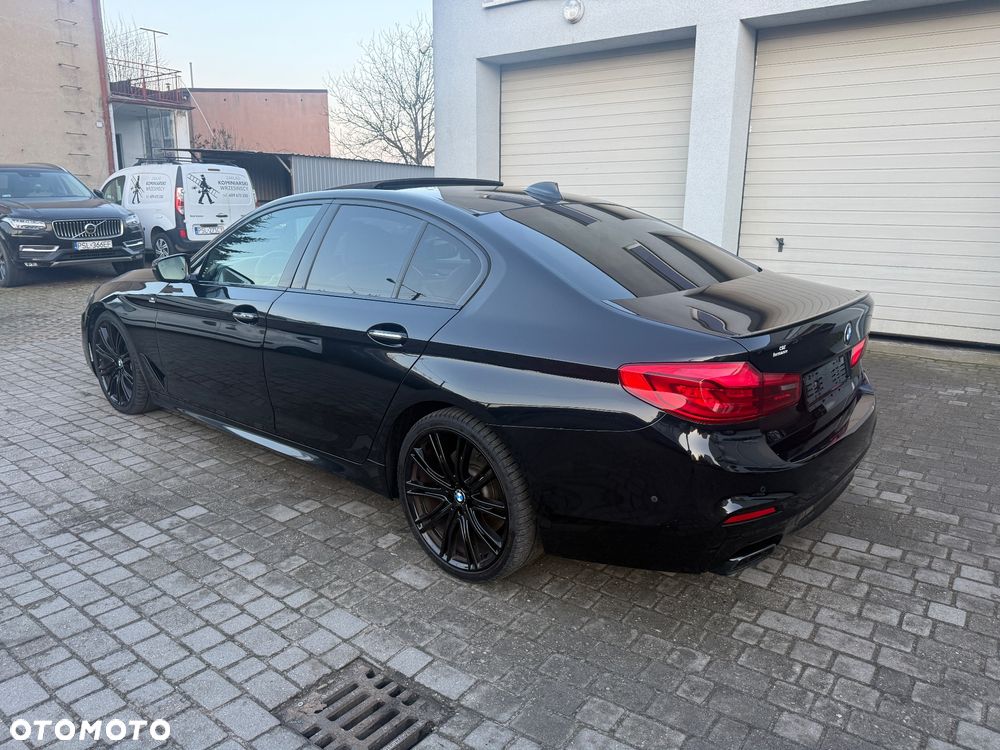BMW Seria 5 M550i xDrive - 3