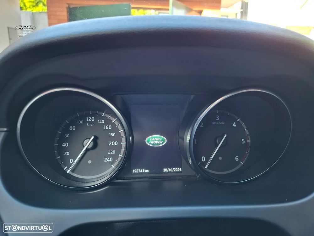 Land Rover Discovery Sport 2.0 TD4 HSE Luxury 7L Auto - 40