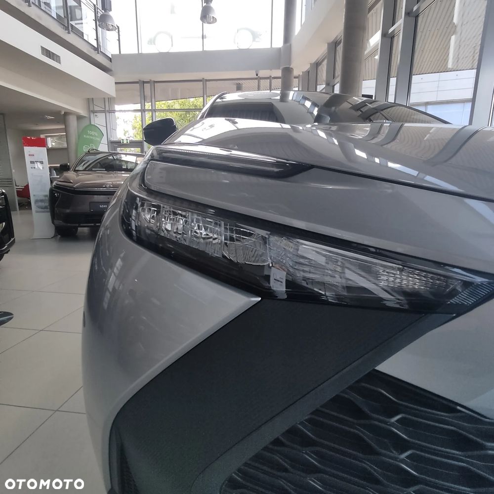 Toyota C-HR 2.0 PHEV Dynamic Force Style - 10