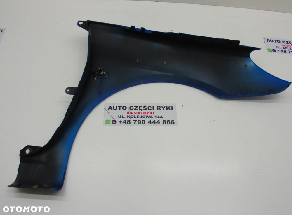 Peugeot 307 Błotnik Prawy Lewe Przód KMFD - 10
