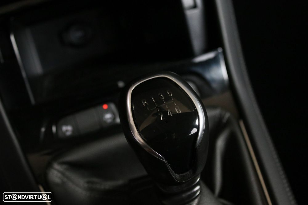 Opel Grandland 1.2 T GS Line - 35