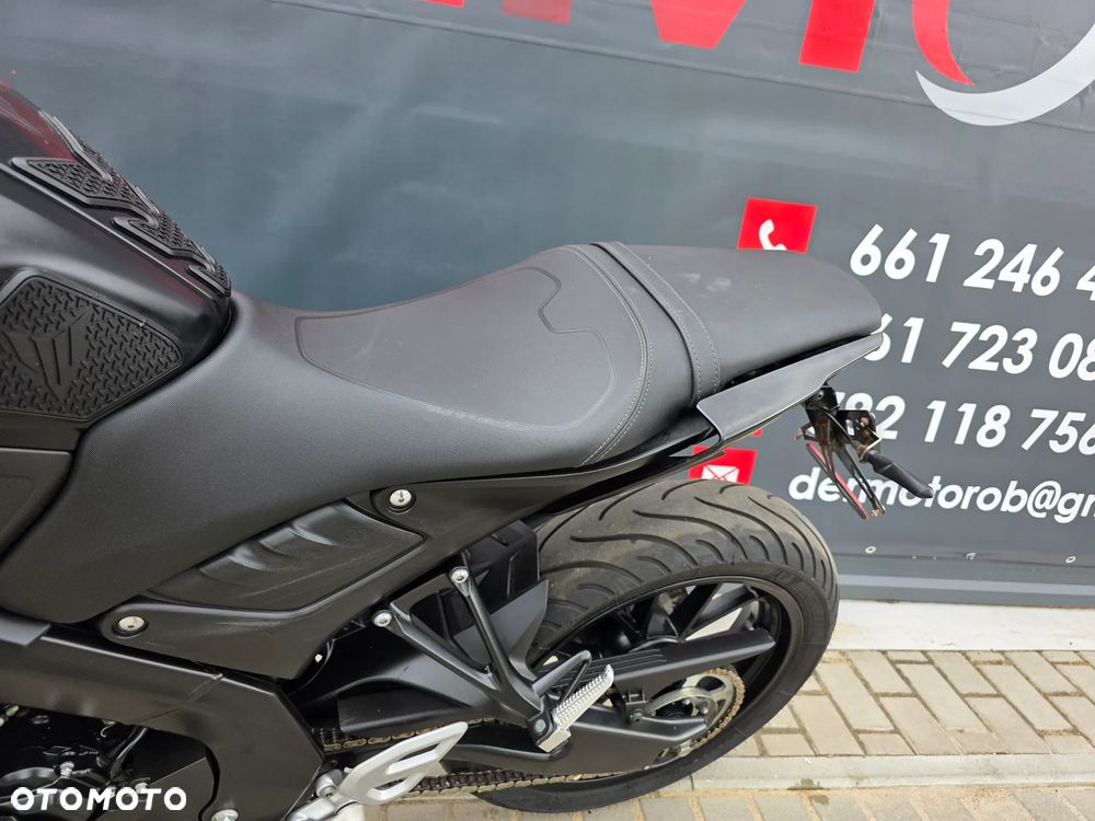 Yamaha MT - 8