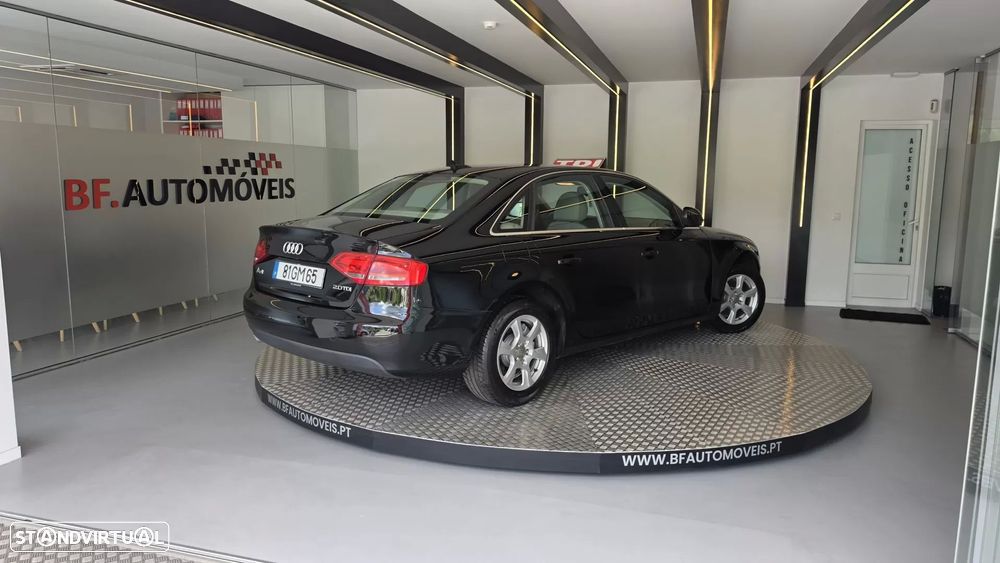 Audi A4 2.0 TDI exclusive - 5