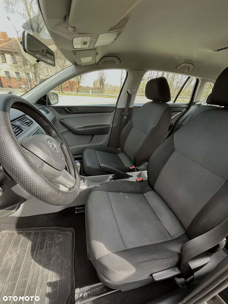 Skoda RAPID Spb 1.6 TDI DPF Active Max - 7