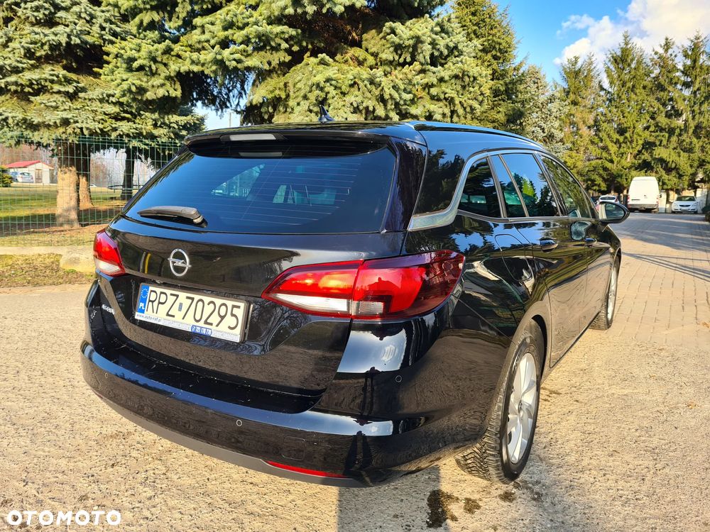 Opel Astra - 16