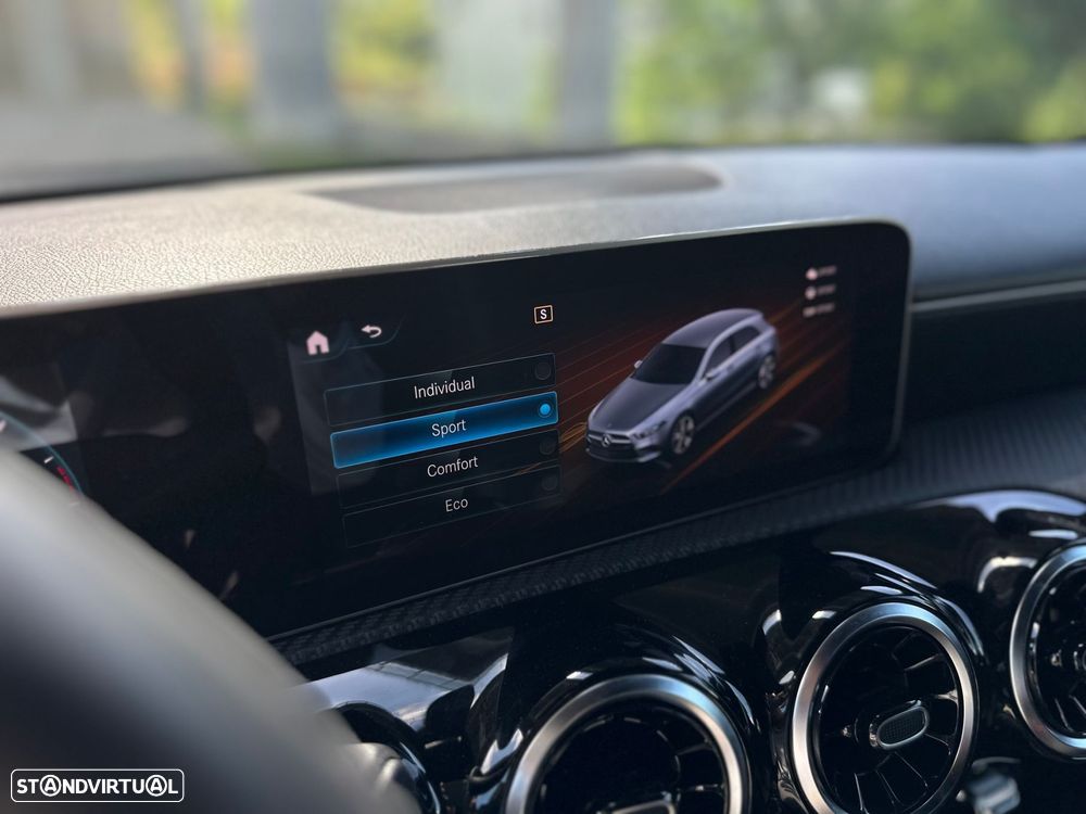 Mercedes-Benz A 180 d Style Plus Aut. - 36