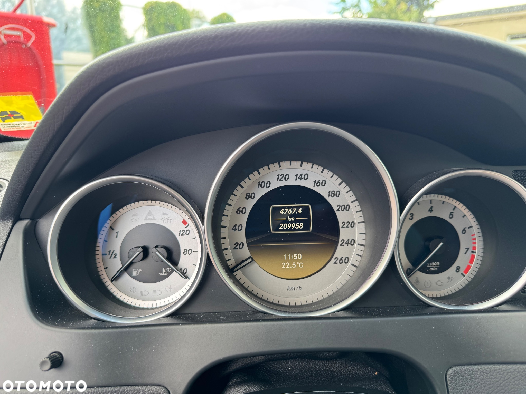 Mercedes-Benz Klasa C 180 CGI BlueEff Avantgarde - 10