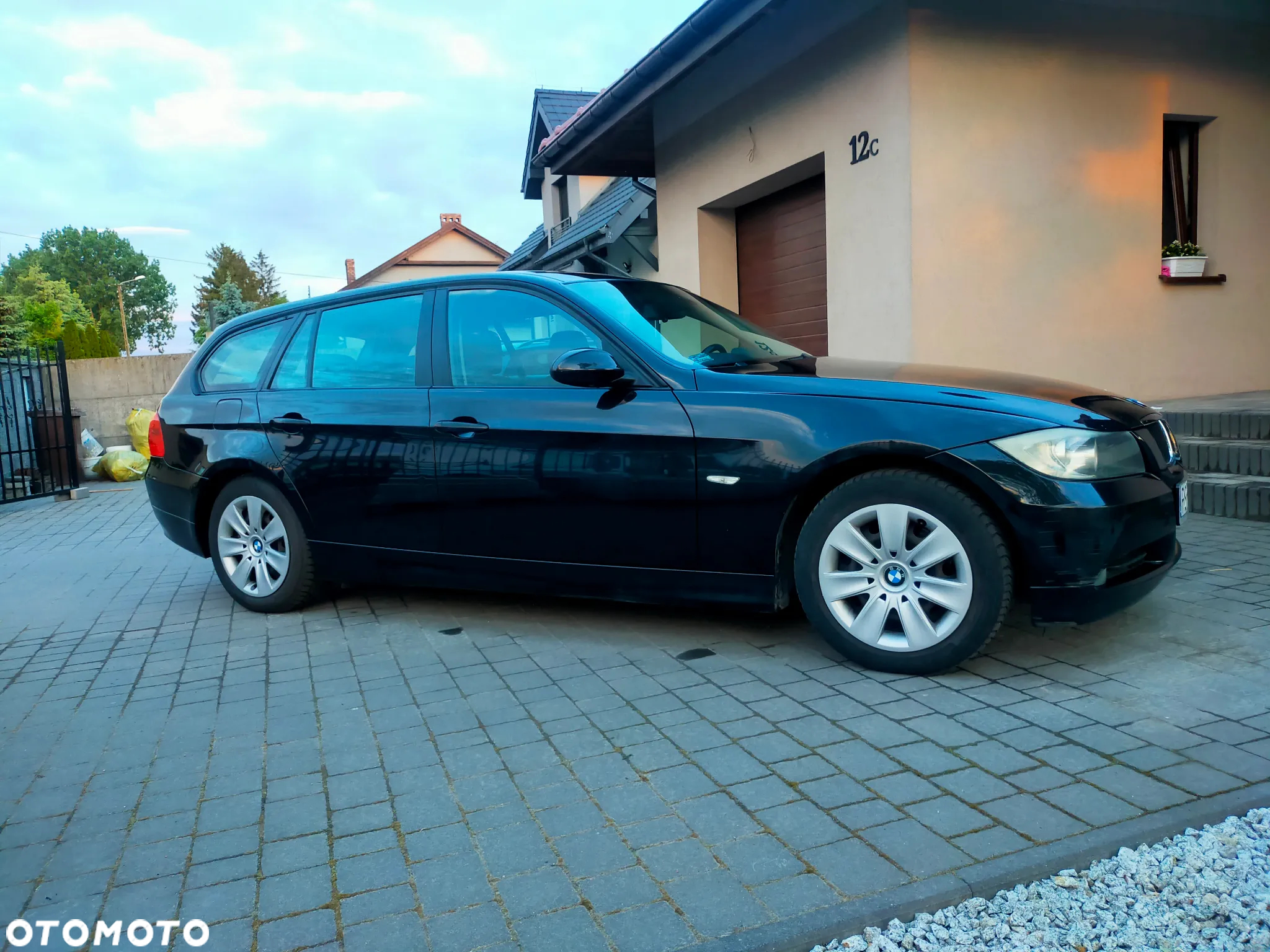 BMW Seria 3 320d DPF Touring - 2