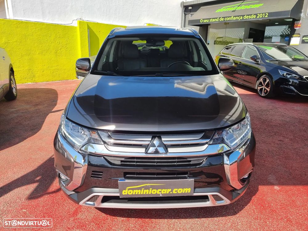 Mitsubishi Outlander 2.2 DI-D Intense - 4