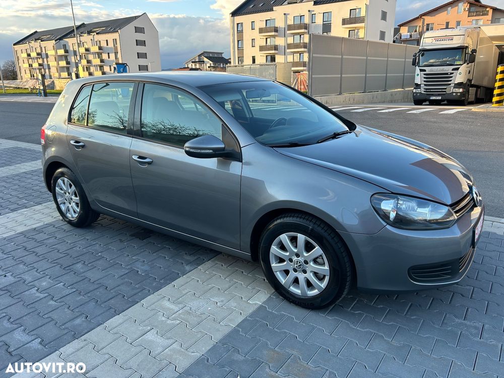 Volkswagen Golf 1.4 TSI Exclusive - 2