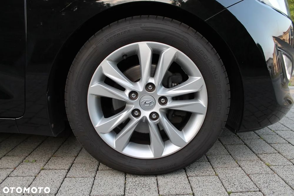 Hyundai i30 1.4 CRDi Trend - 11