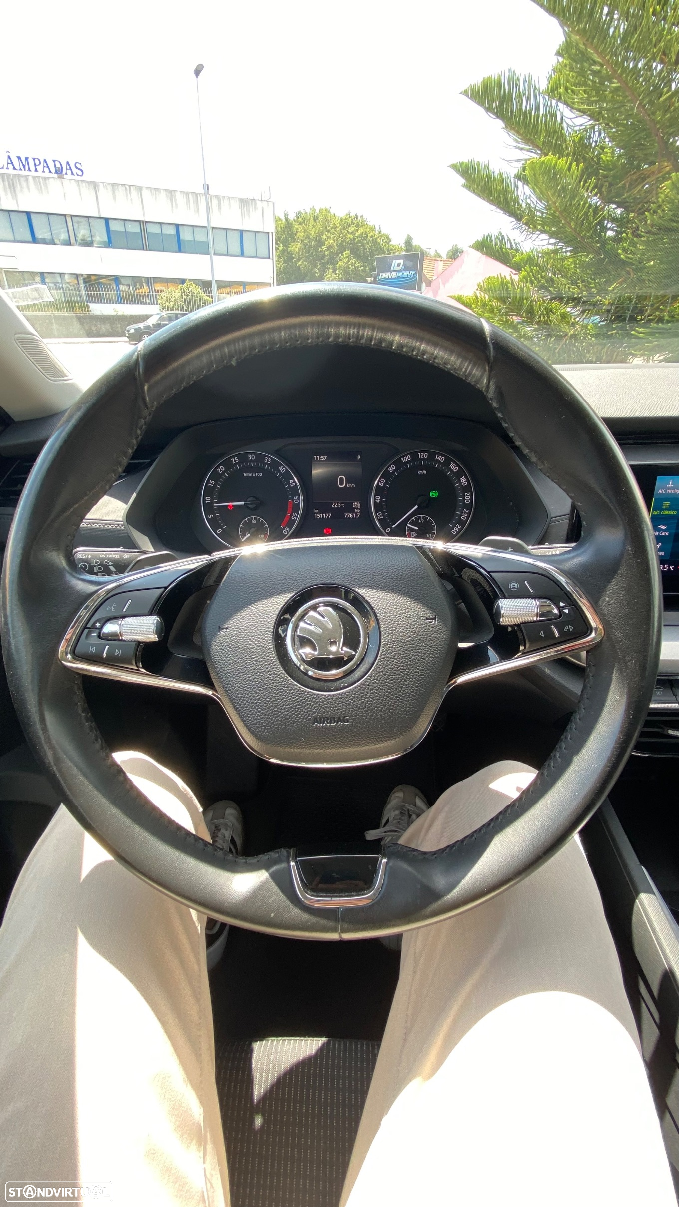 Skoda Octavia Break 2.0 TDI Style DSG - 28