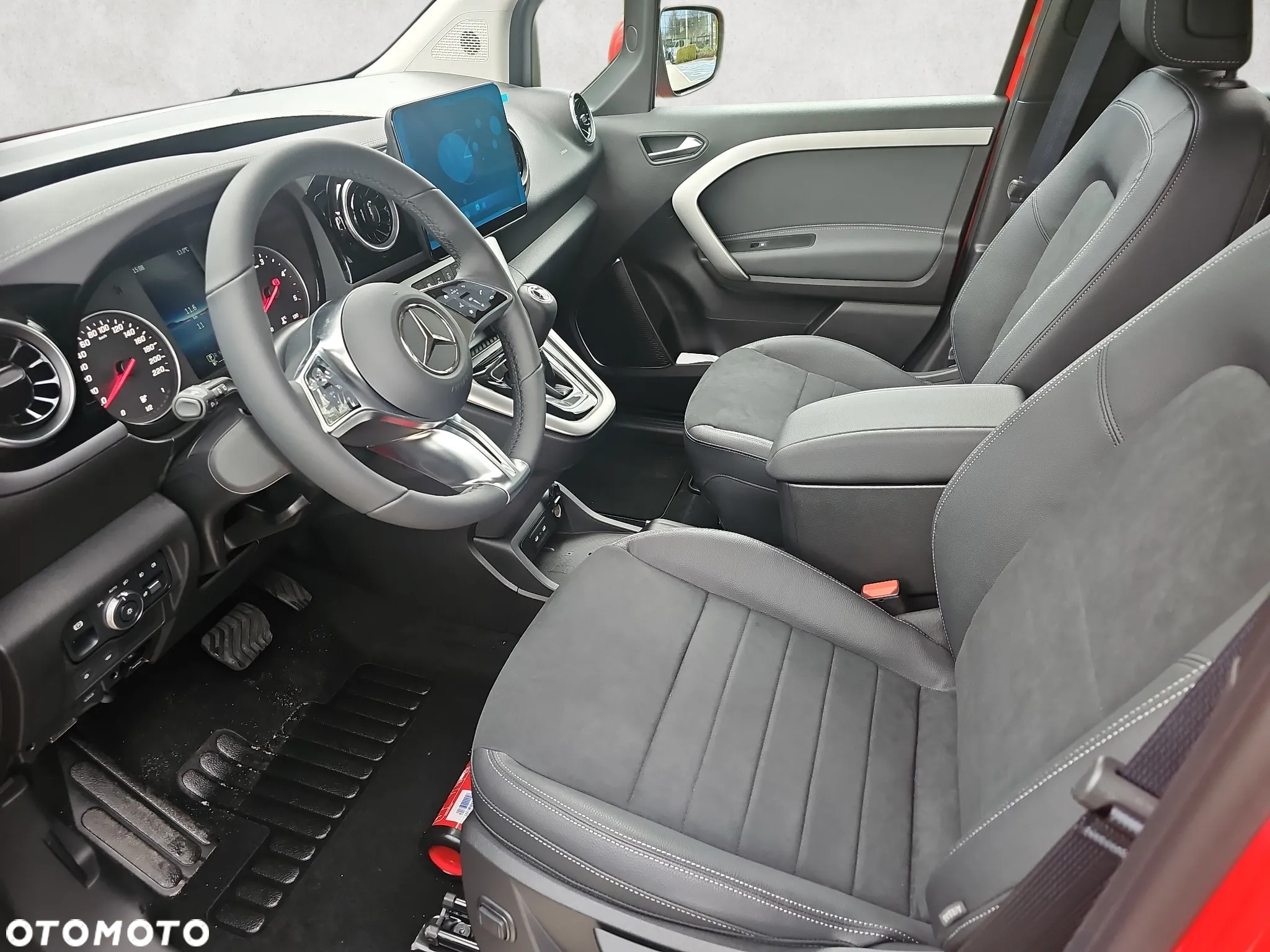 Mercedes-Benz Klasa T 180 d Progressive - 11