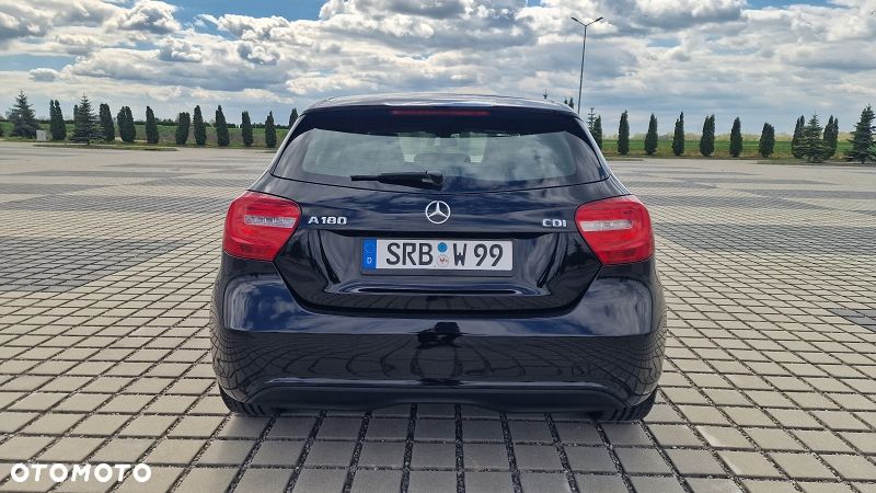 Mercedes-Benz Klasa A 180 CDI (BlueEFFICIENCY) Urban - 17