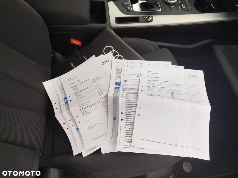 Audi A4 Avant 2.0 TDI Quattro S tronic - 29