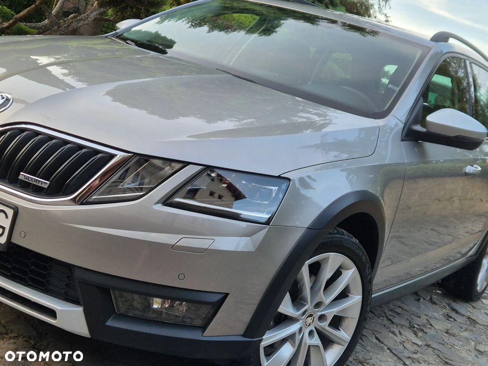 Skoda Octavia 2.0 TDI 4x4 Scout - 12