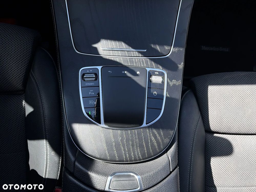 Mercedes-Benz Klasa E 200 d Avantgarde - 26