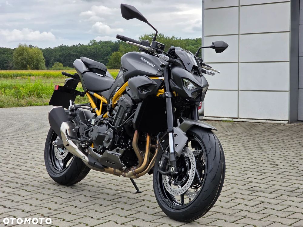 Kawasaki Z 900 - 6