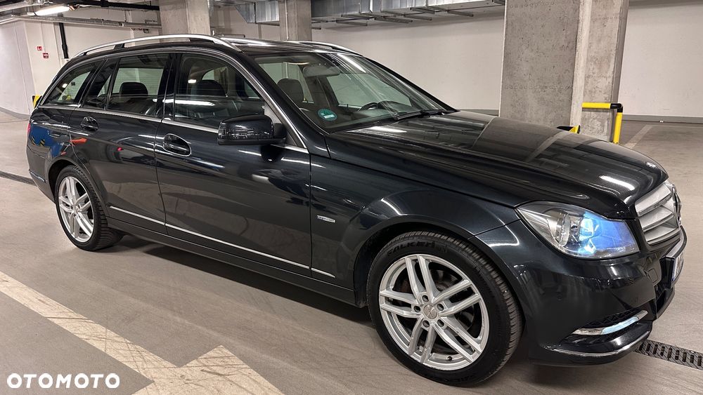 Mercedes-Benz Klasa C 180 BlueEFFICIENCY Avantgarde - 21