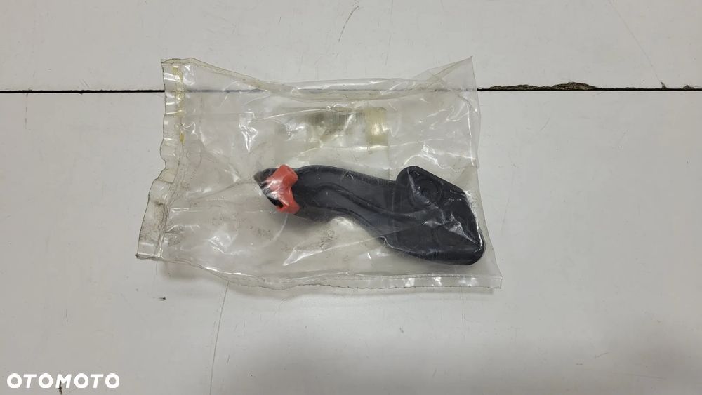 GM ŚLIZG UCHWYT ZDERZAKA LEWY TYŁ OPEL CORSA D E - 1