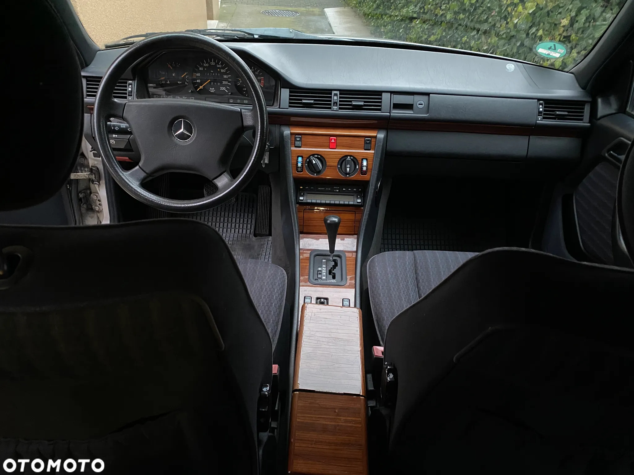 Mercedes-Benz W124 (1984-1993) - 8