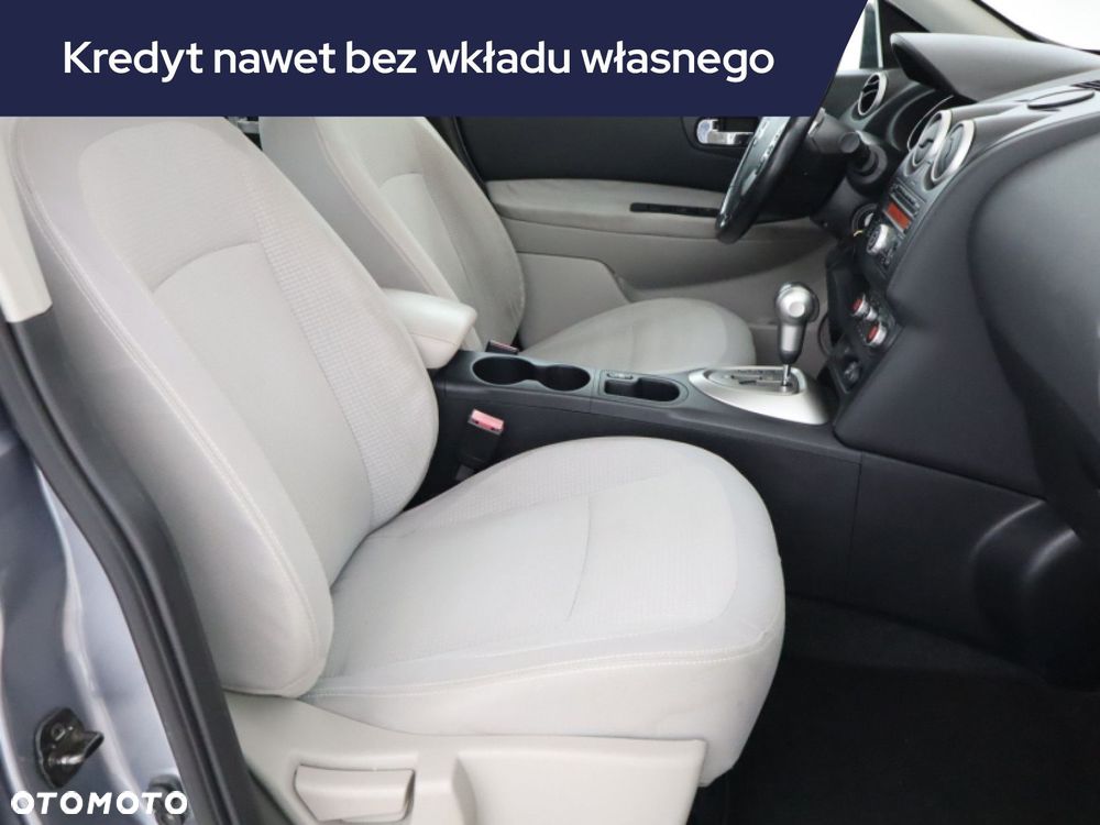 Nissan Qashqai - 11