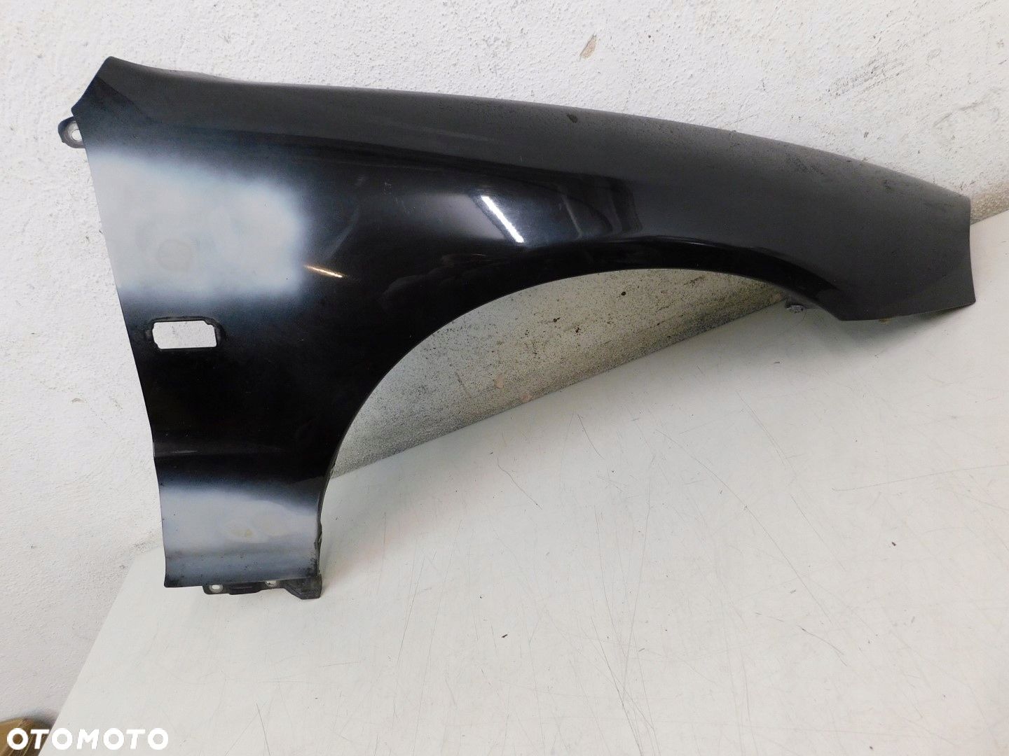 BŁOTNIK PRAWY PRZÓD Honda CRX Del Sol 1.6b 95r - 1