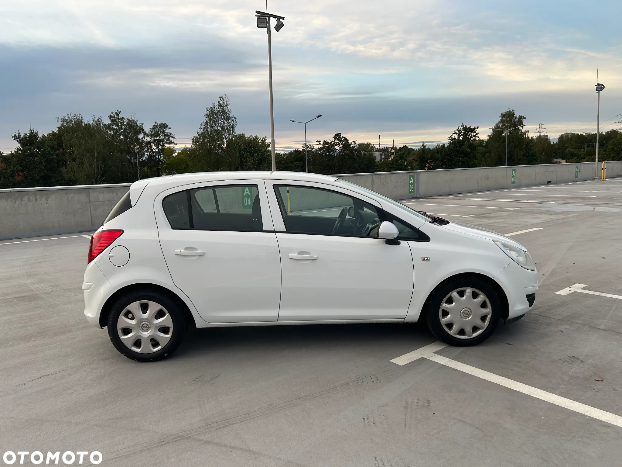 Opel Corsa 1.2 16V - 18