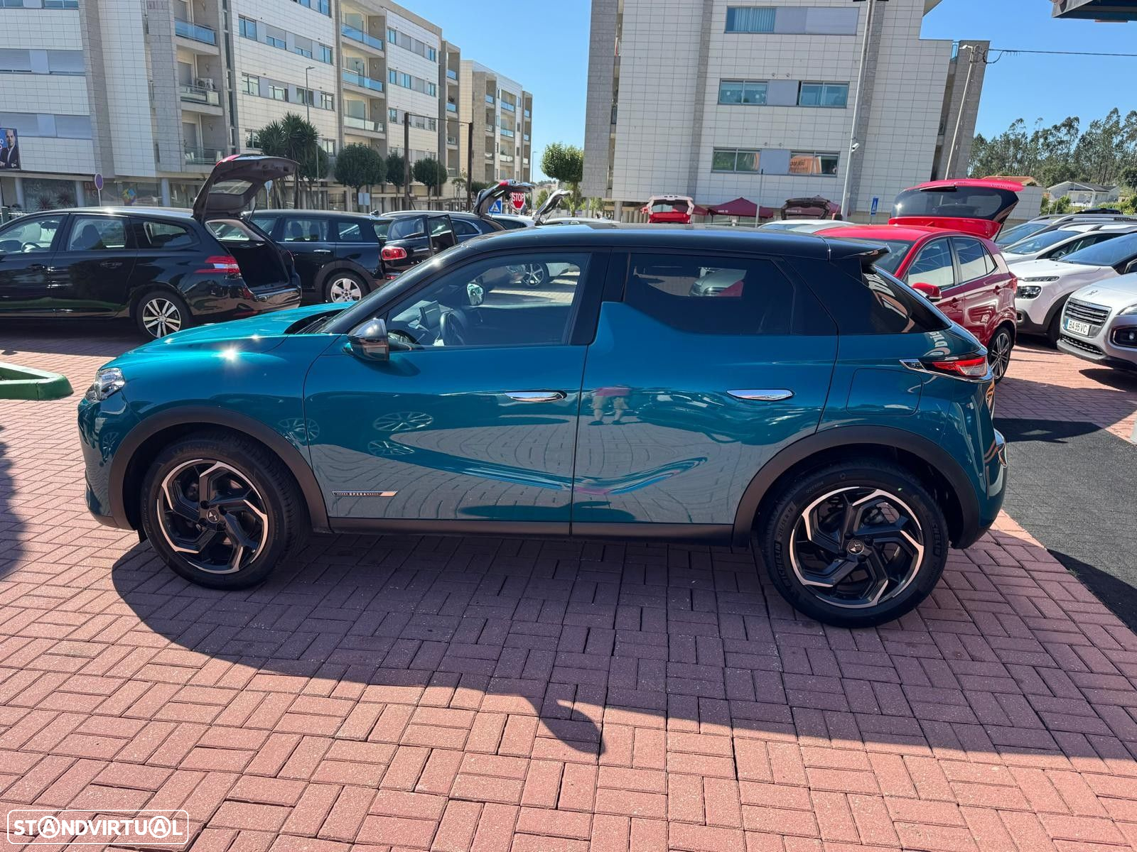 DS DS3 Crossback 1.2 PureTech Rivoli EAT8 - 4