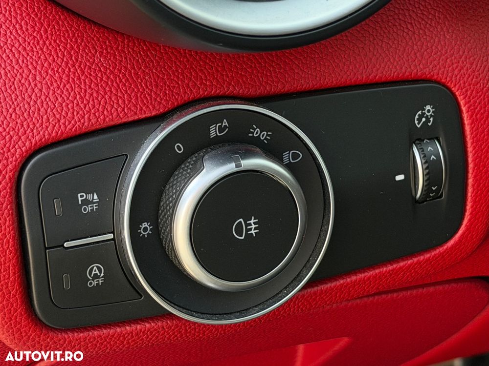 Alfa Romeo Giulia 2.9 V6 Bi-Turbo AT8 Quadrifoglio - 19