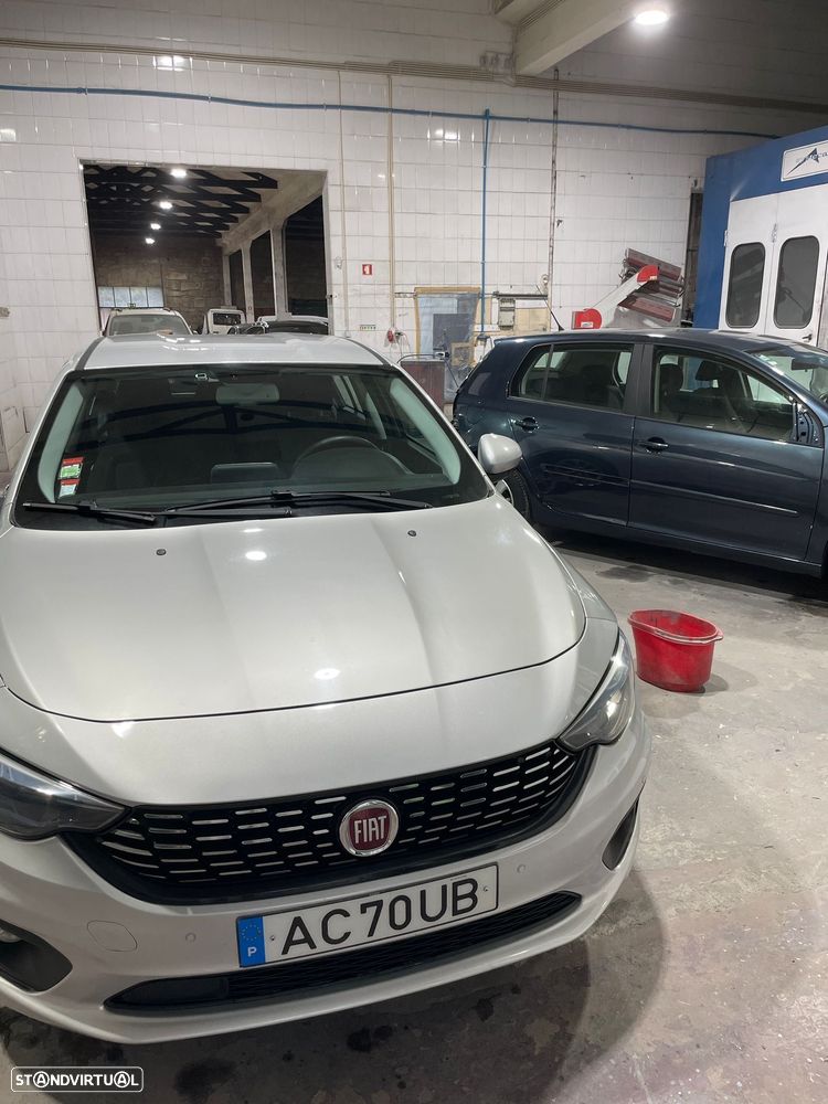 Fiat Tipo 1.3 M-Jet Easy - 1