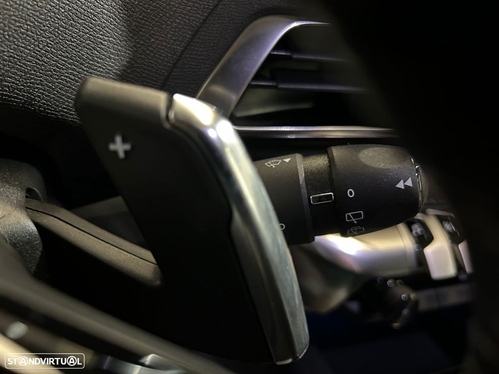 Peugeot 5008 1.5 BlueHDi Allure EAT8 - 36