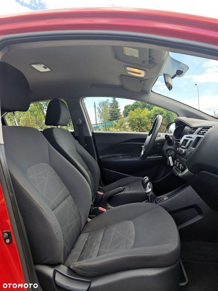 Kia Rio - 27