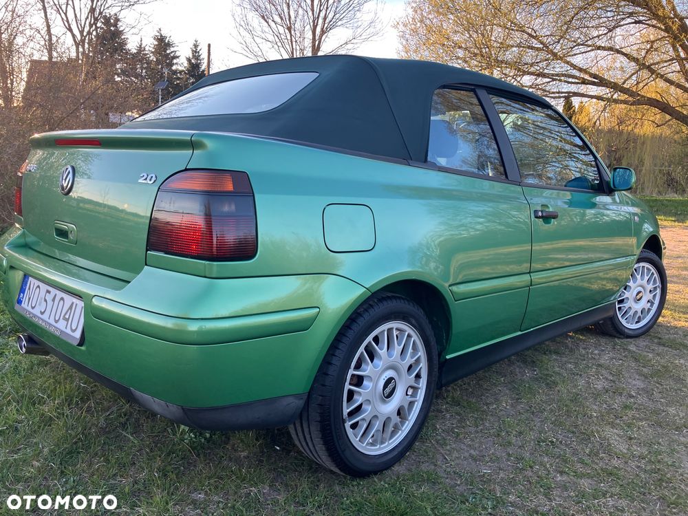 Volkswagen Golf - 26