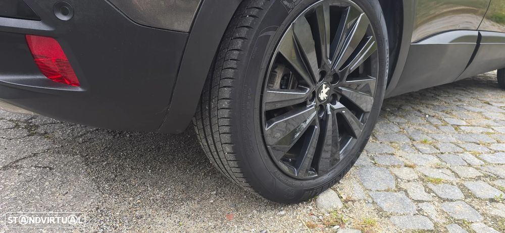 Peugeot 3008 1.6 Hybrid GT Pack e-EAT8 - 17