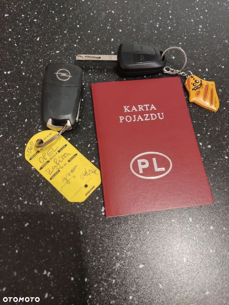 Opel Zafira 1.8 Family Plus - 2