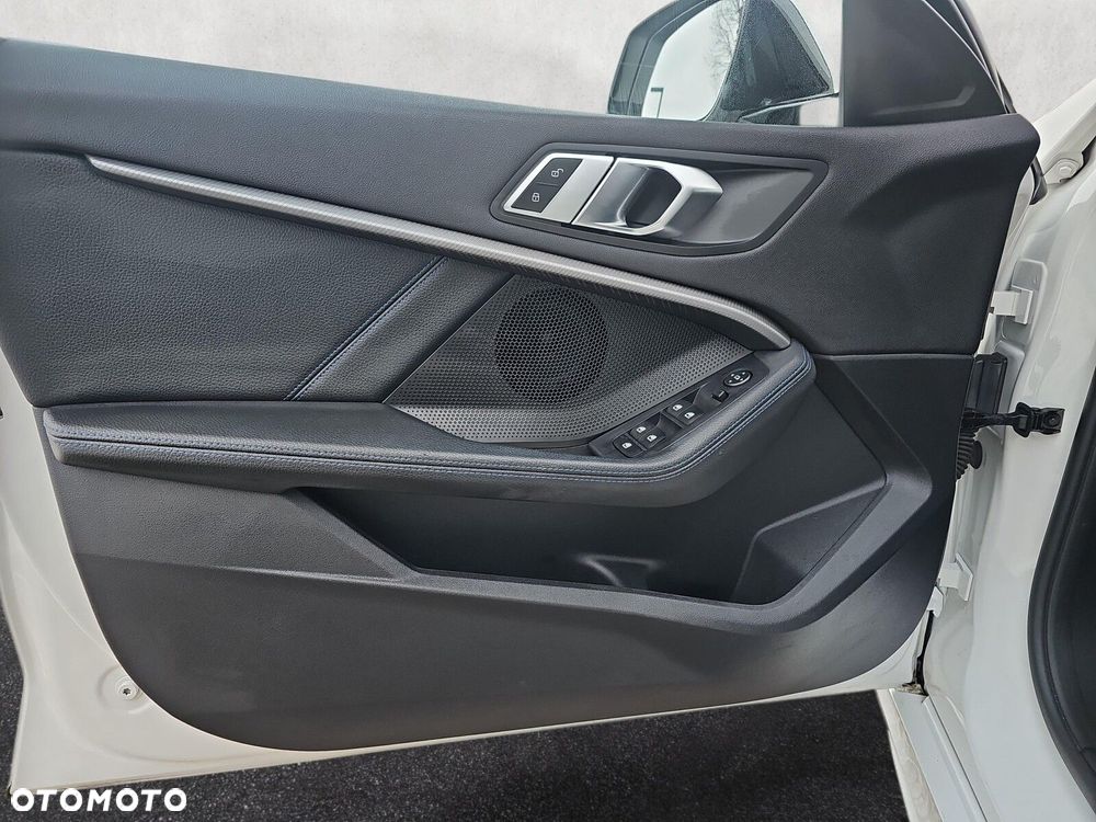 BMW Seria 1 - 19