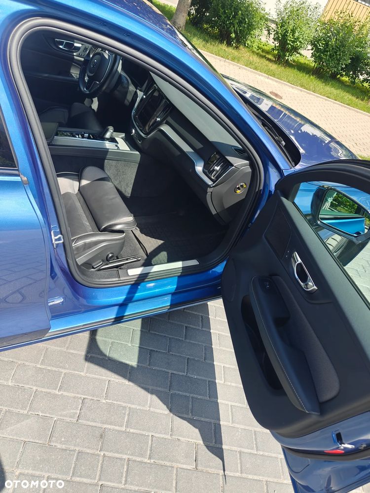 Volvo S60 B5 B AWD R-Design - 11