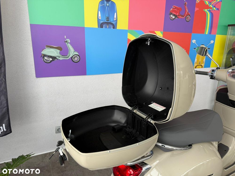 Vespa GTS - 10