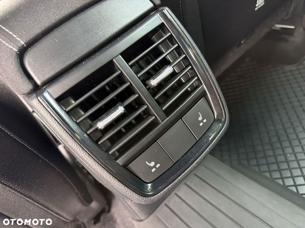 Skoda Kamiq 1.0 TSI Monte Carlo DSG - 20