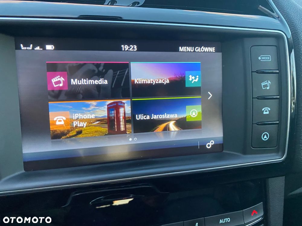 Jaguar F-Pace 2.0 i4D AWD Prestige - 9