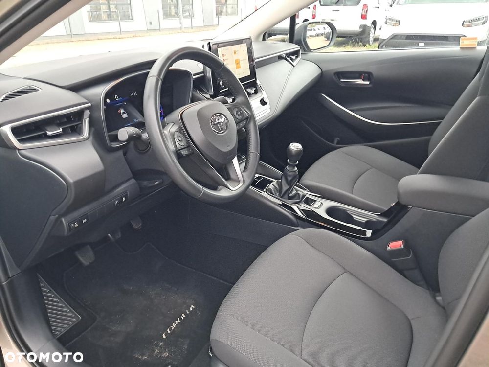 Toyota Corolla - 9