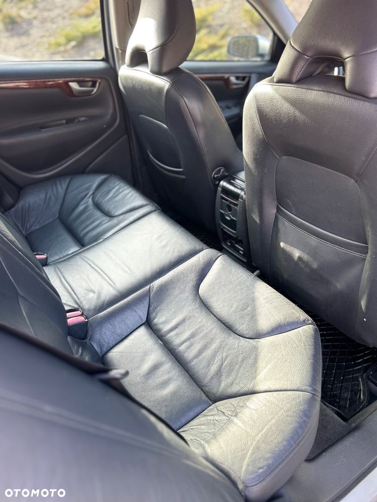 Volvo S60 2.5T Momentum - 13